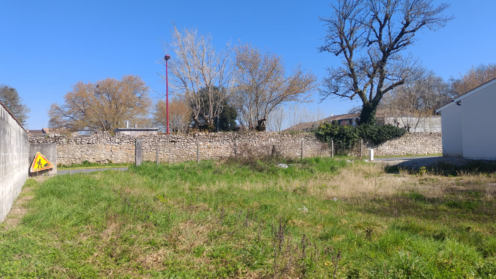 Terrain constructible de 862m2 à Saint-Laurent-Médoc