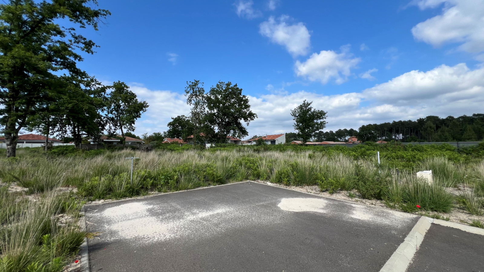 Terrain constructible de 653m2 à Le Porge