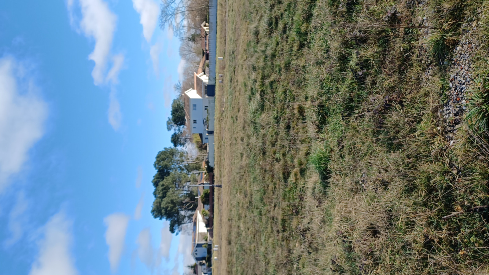 Terrain constructible de 407m2 à Arbanats