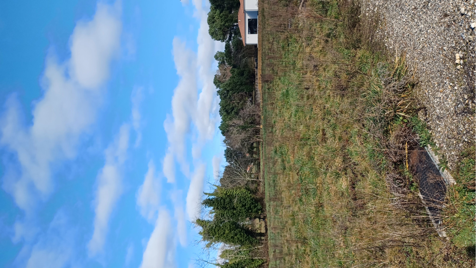 Terrain constructible de 883m2 à Cestas