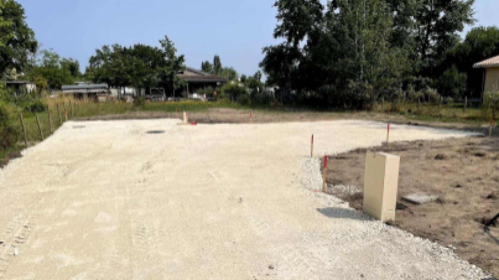 Terrain constructible de 542m2 à Margaux-Cantenac