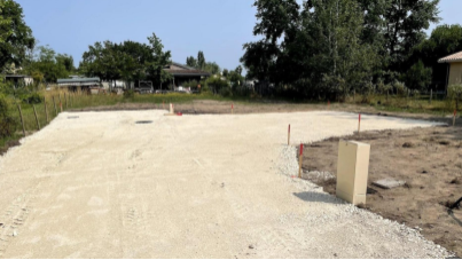 Terrain constructible de 542m2 à Margaux-Cantenac