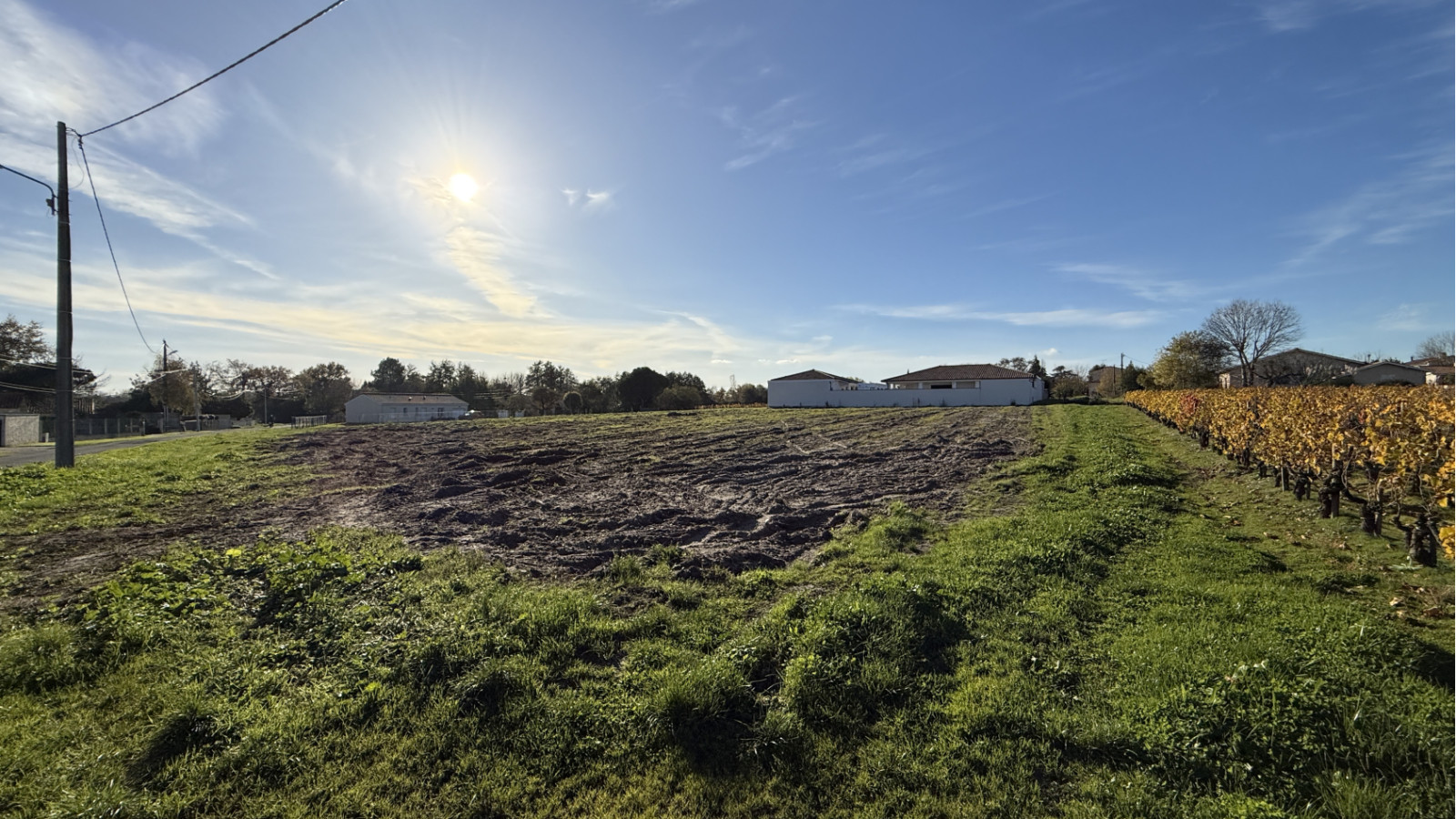 Terrain constructible de 1130m2 à Cussac-Fort-Médoc