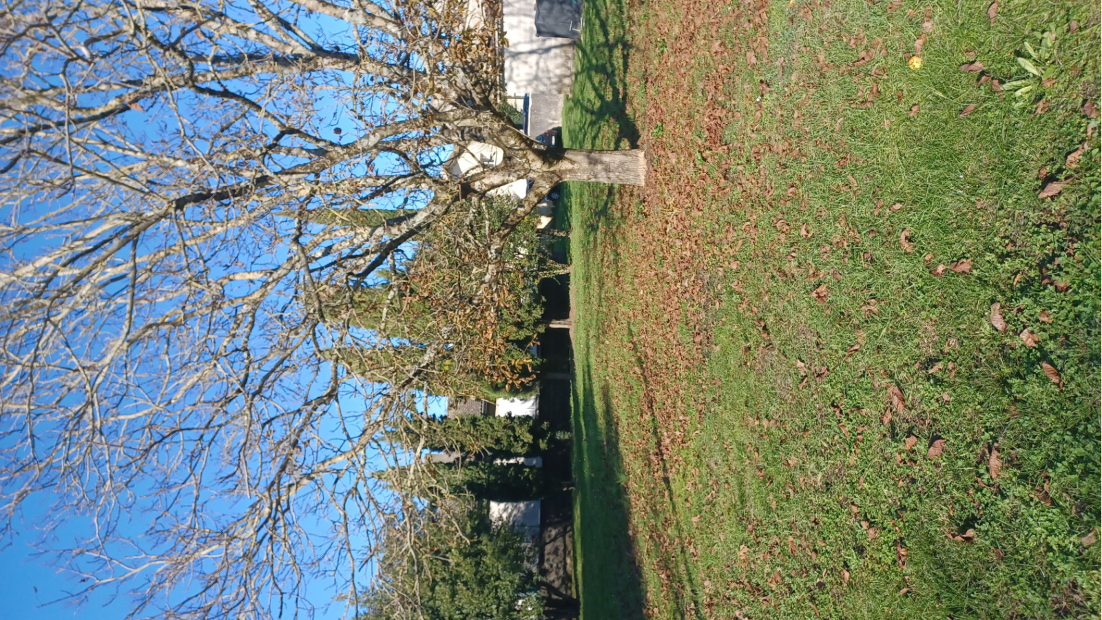 Terrain constructible de 824m2 à Ludon-Médoc