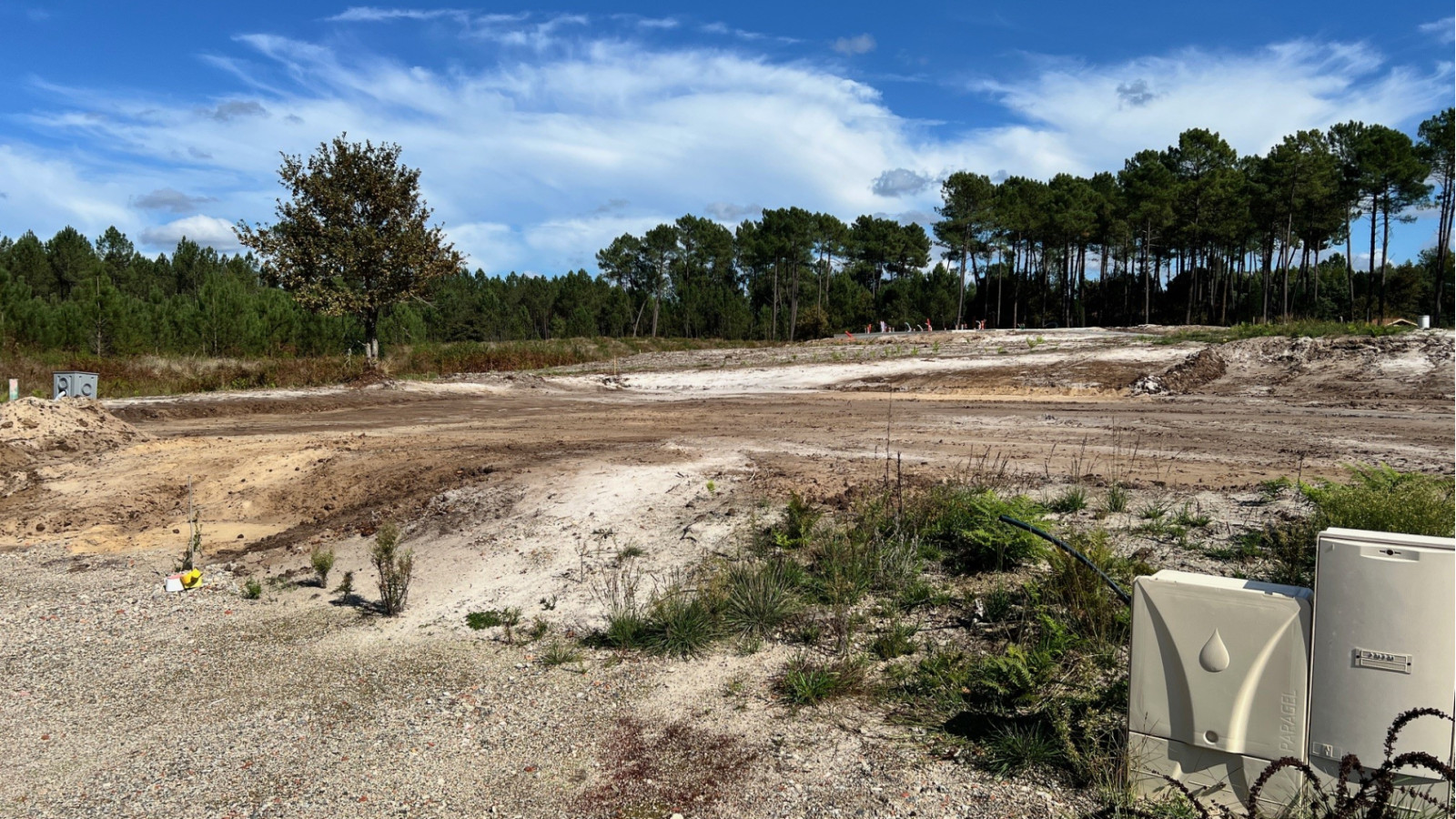 Terrain constructible de 770m2 à Castets