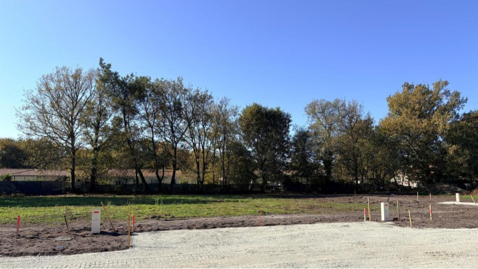 Terrain constructible de 817m2 à Cadaujac