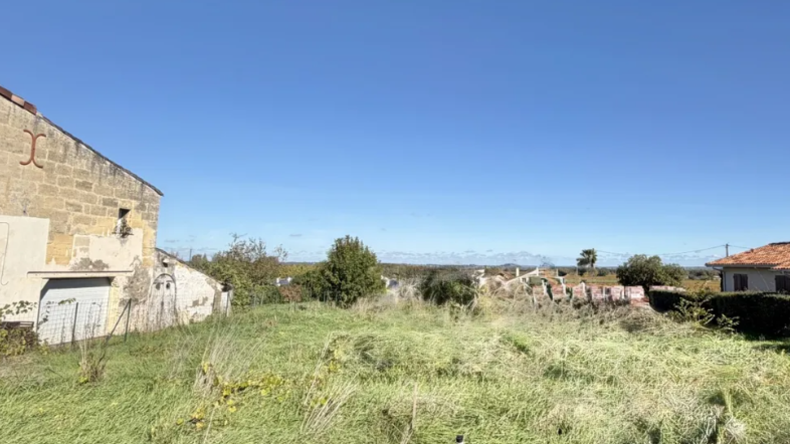 Terrain constructible de 512m2 à Saint-Germain-du-Puch