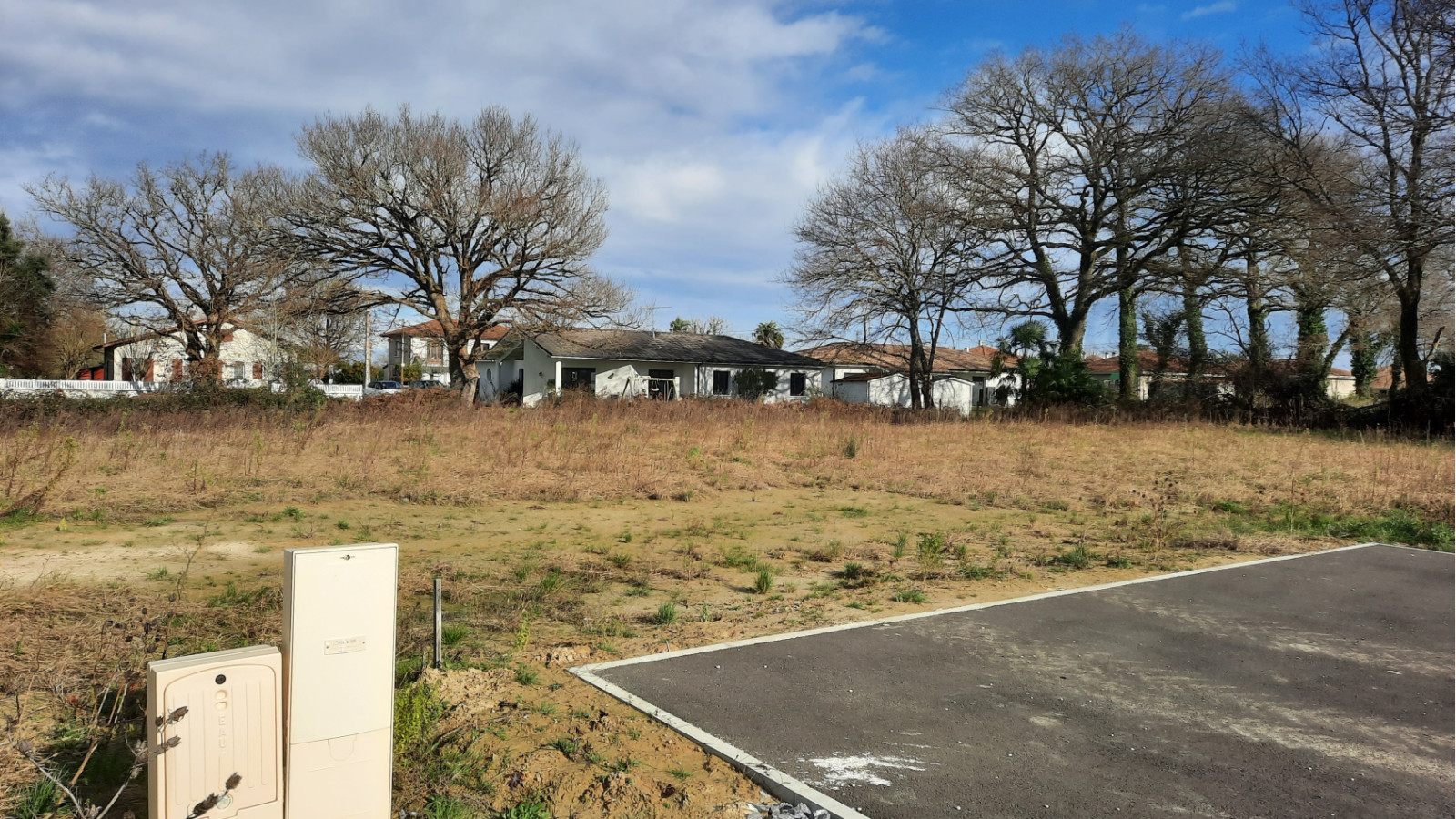 Terrain constructible de 500m2 à Saint-Paul-lès-Dax