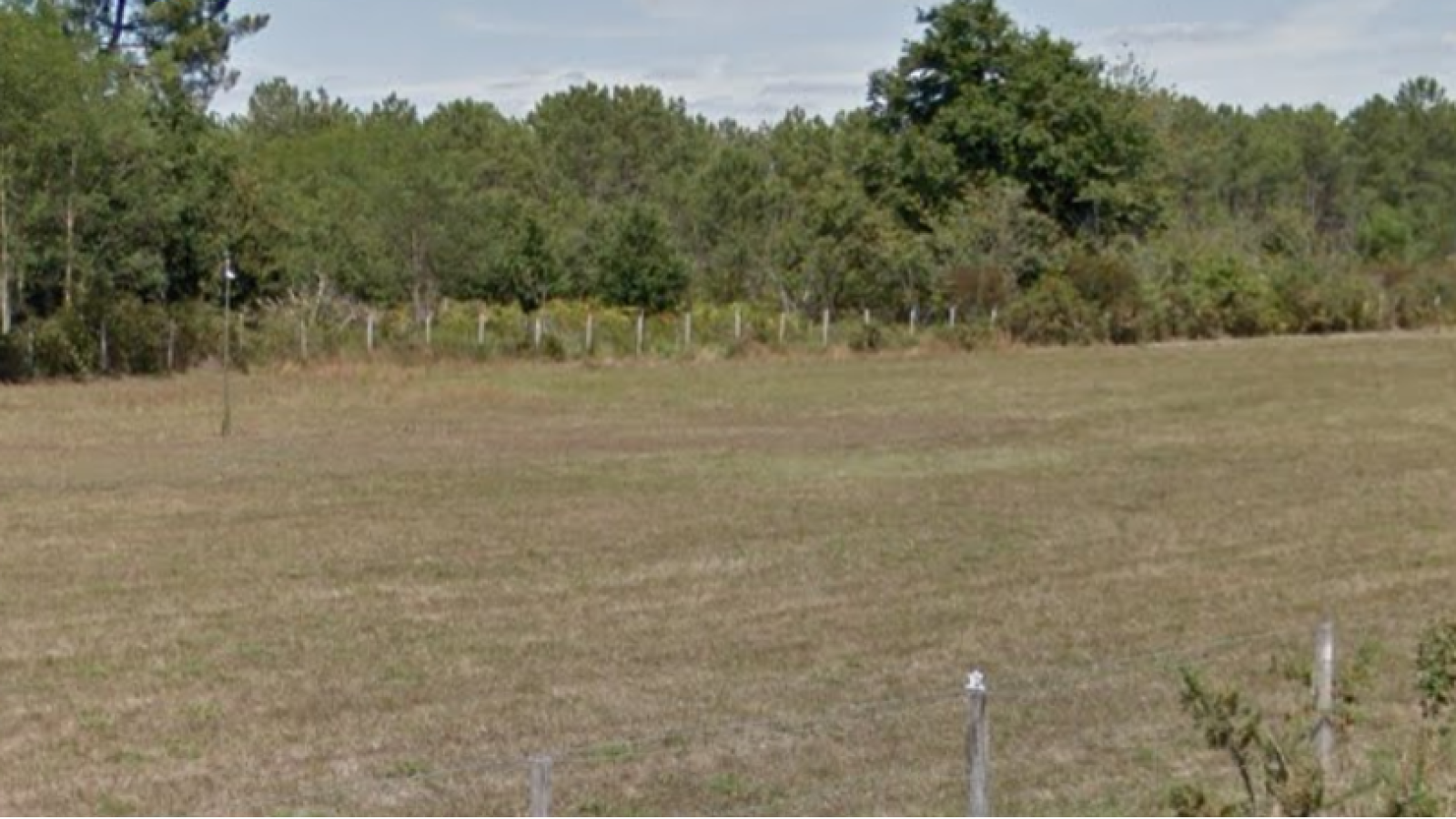 Terrain constructible de 600m2 à Mios