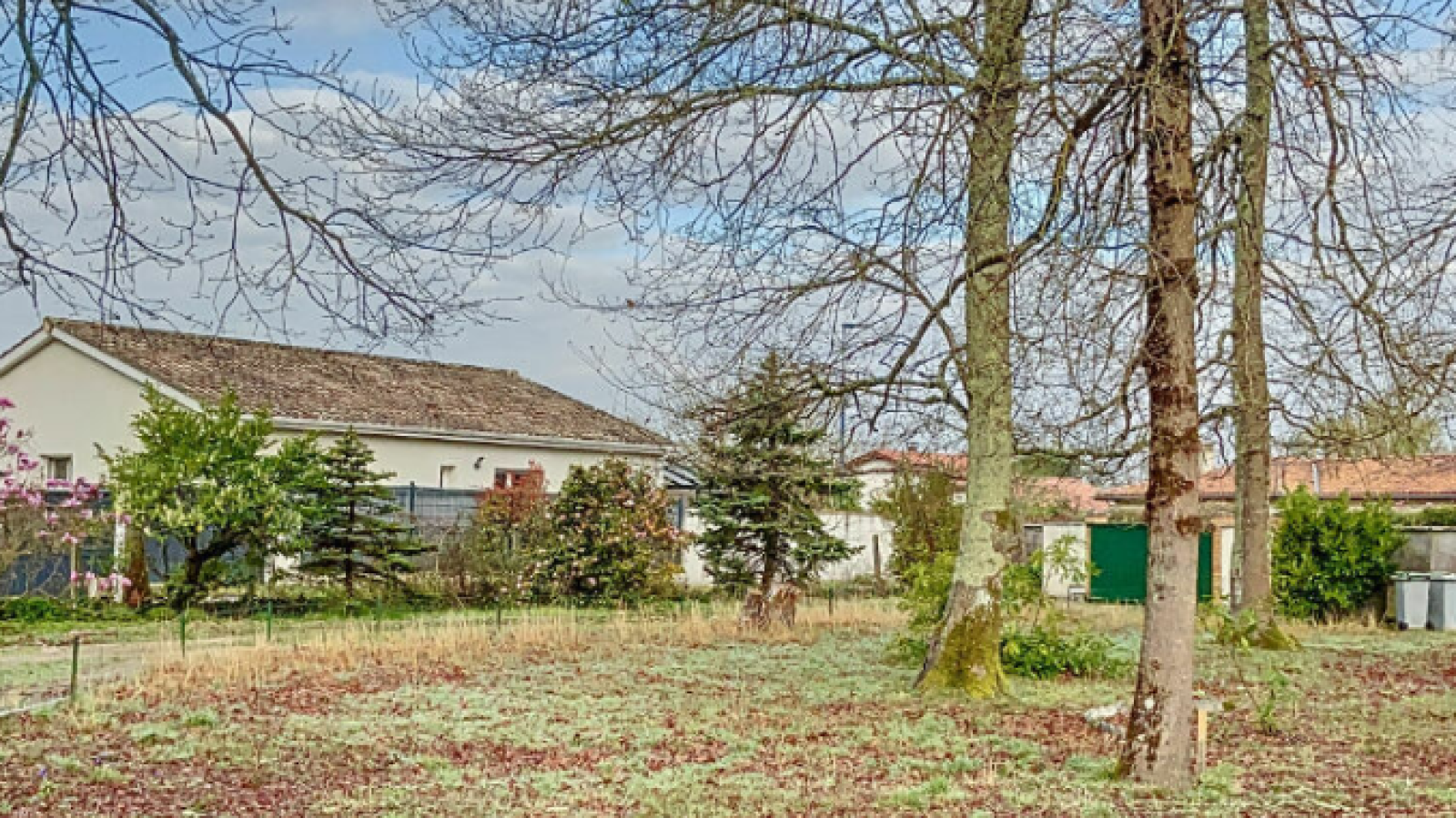 Terrain constructible de 600m2 à Arsac