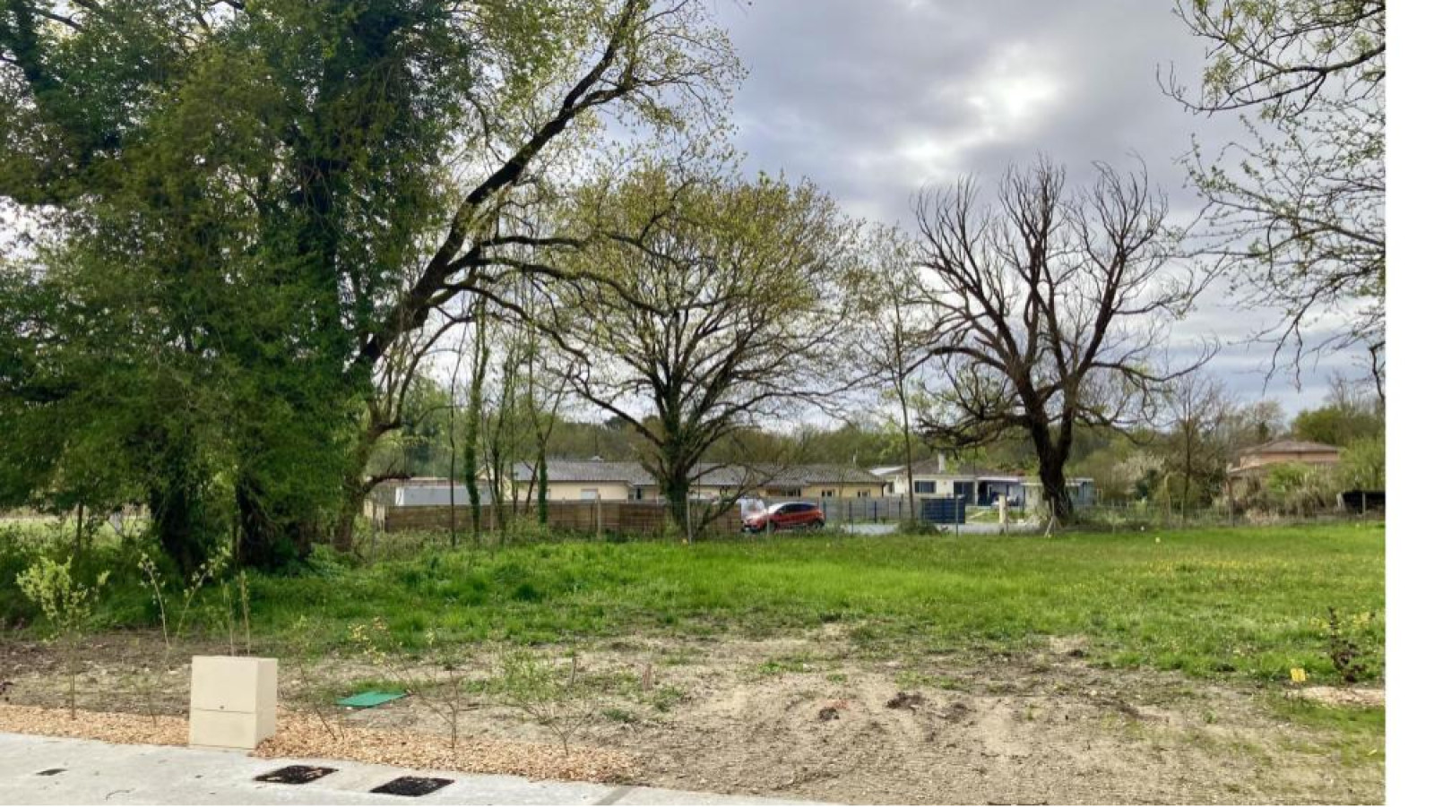 Terrain constructible de 585m2 à Saint-Laurent-Médoc