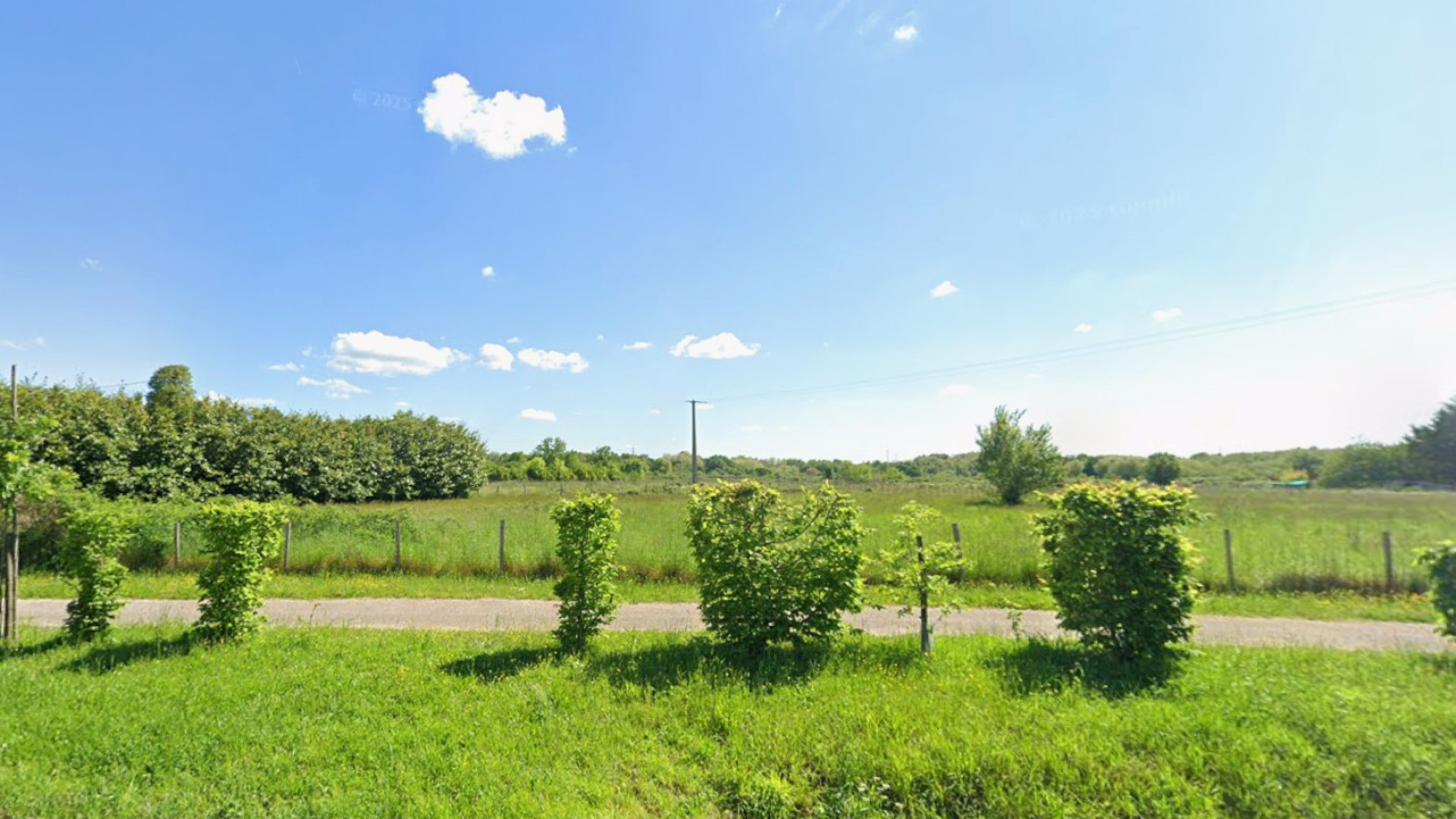 Terrain constructible de 316m2 à Abzac