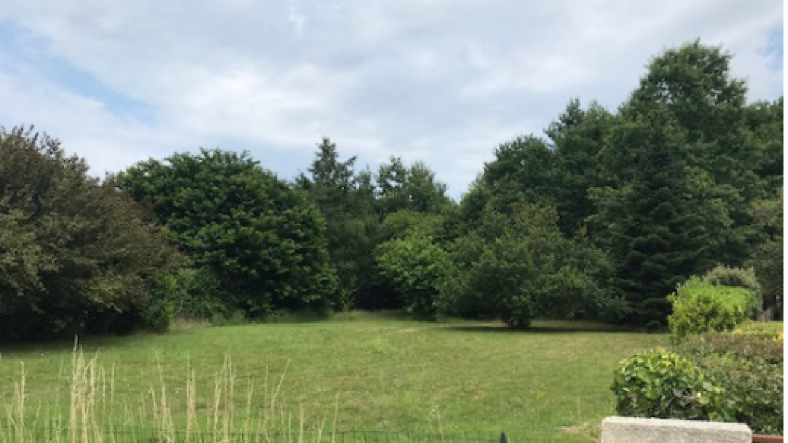 Terrain constructible de 376m2 à Belin-Béliet