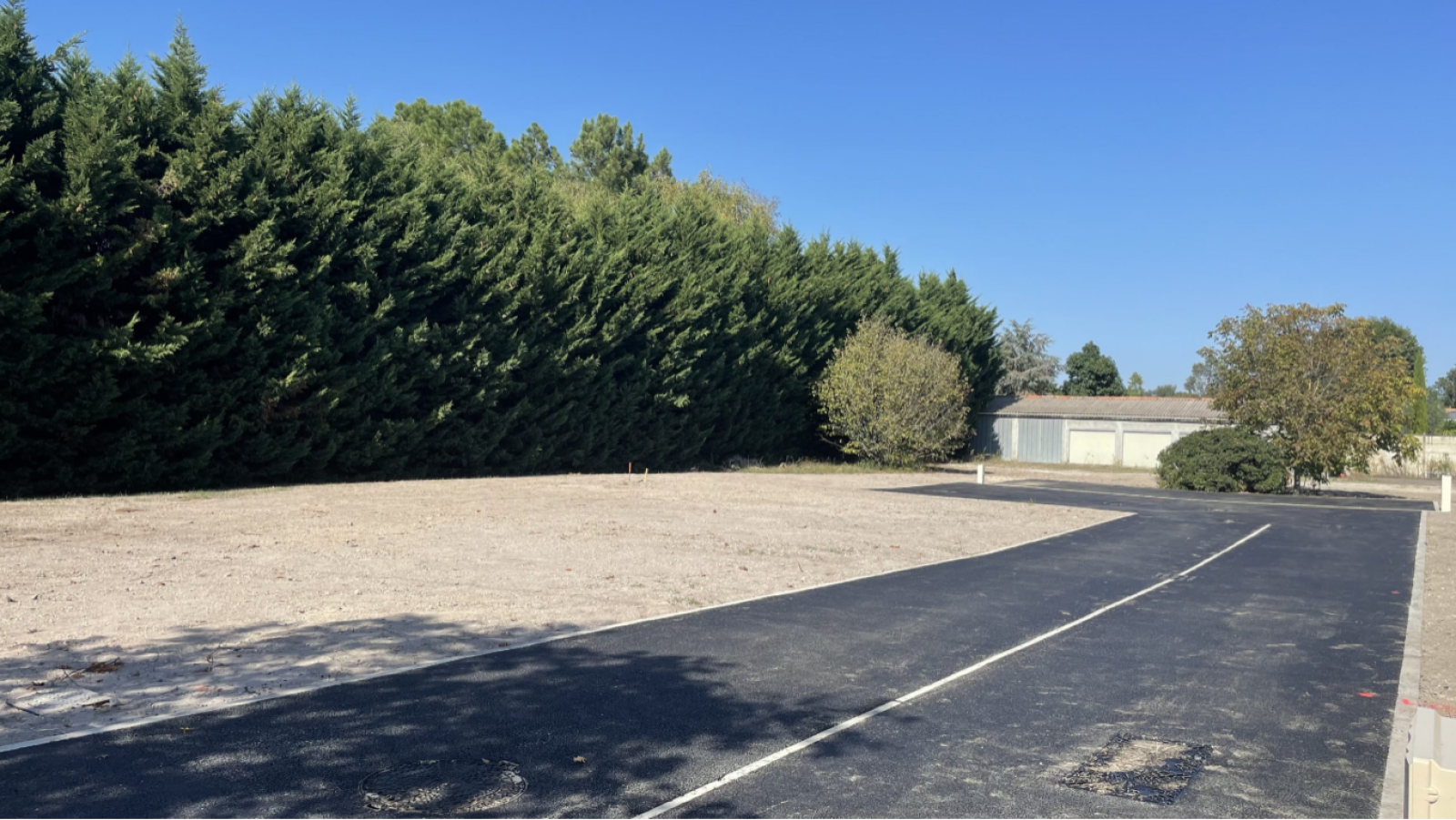 Terrain constructible de 700m2 à Saint-Médard-en-Jalles