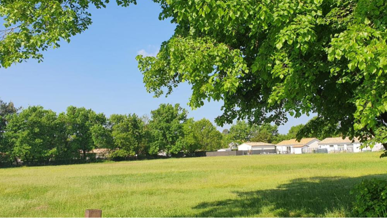 Terrain constructible de 720m2 à Martillac