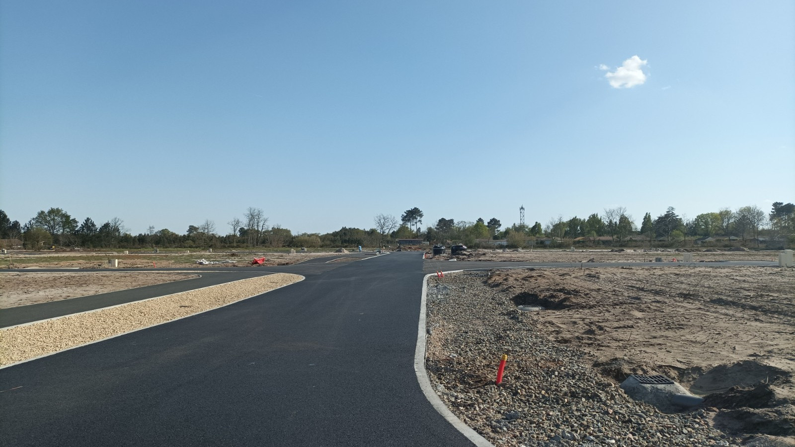 Terrain constructible de 653m2 à Le Porge