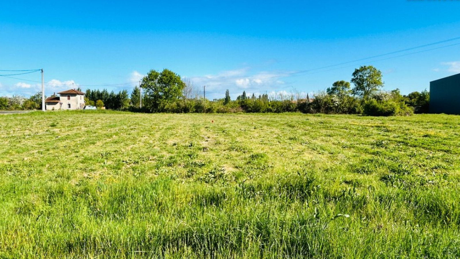 Terrain constructible de 612m2 à Listrac-Médoc