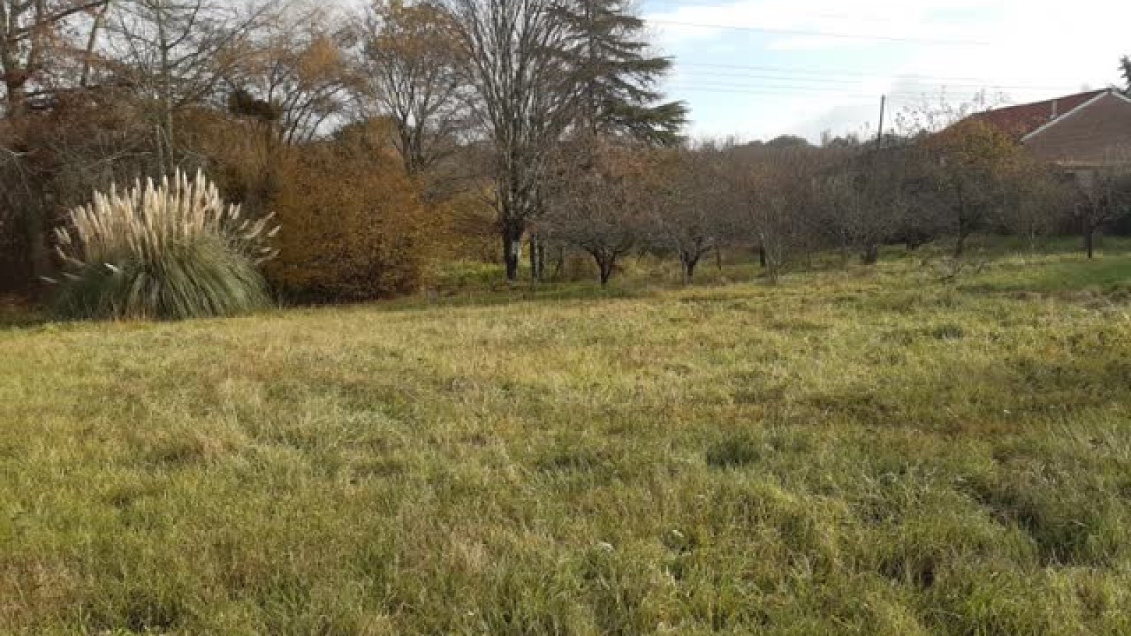 Terrain constructible de 550m2 à Montussan