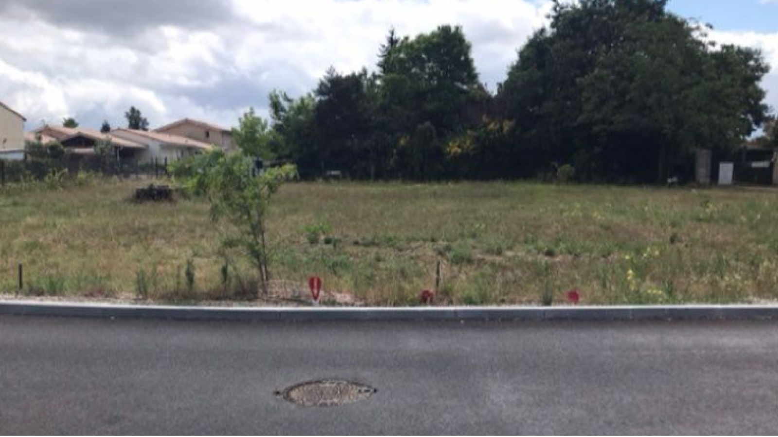 Terrain constructible de 493m2 à Saint-Médard-en-Jalles