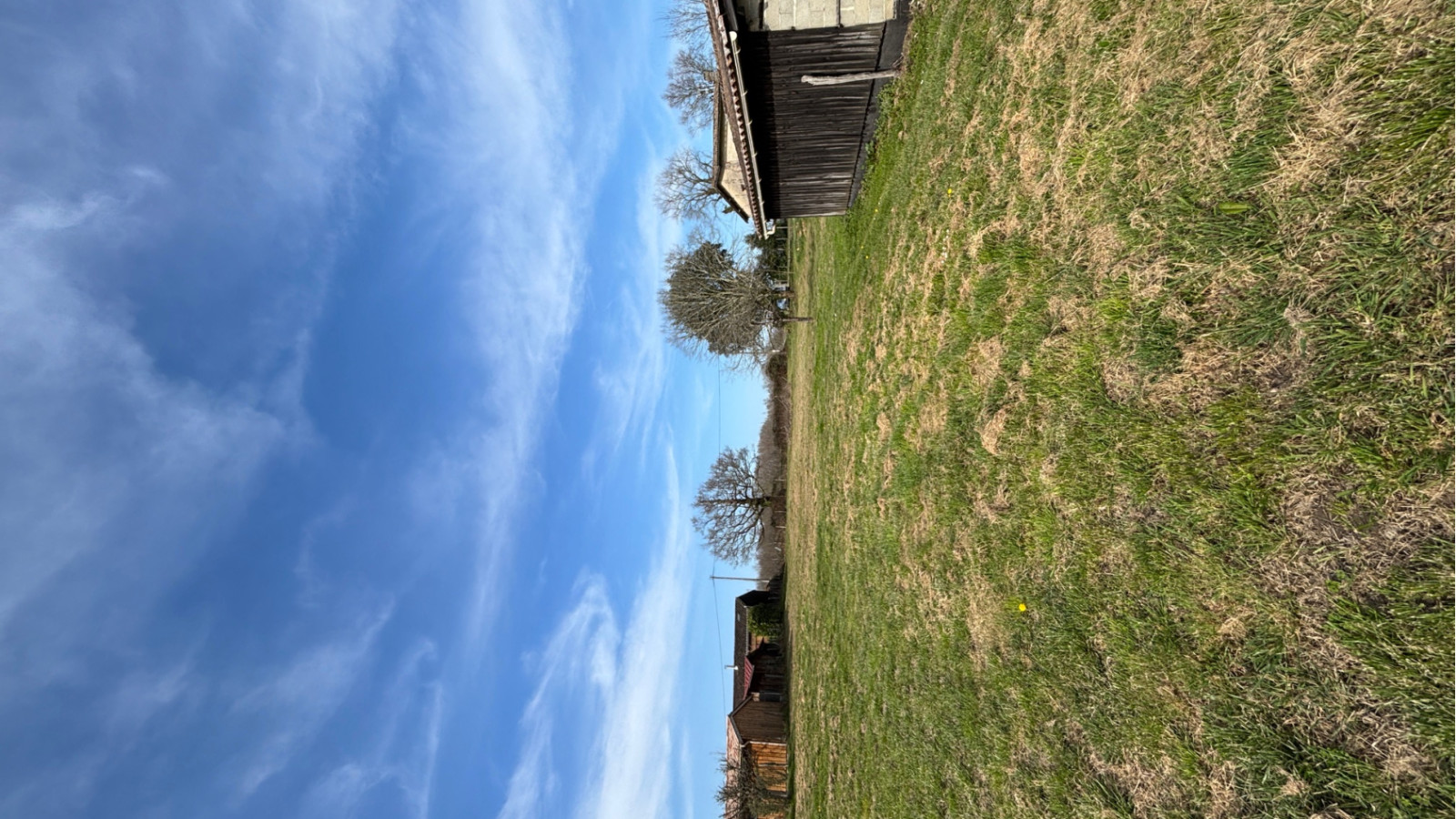 Terrain constructible de 1500m2 à Créon