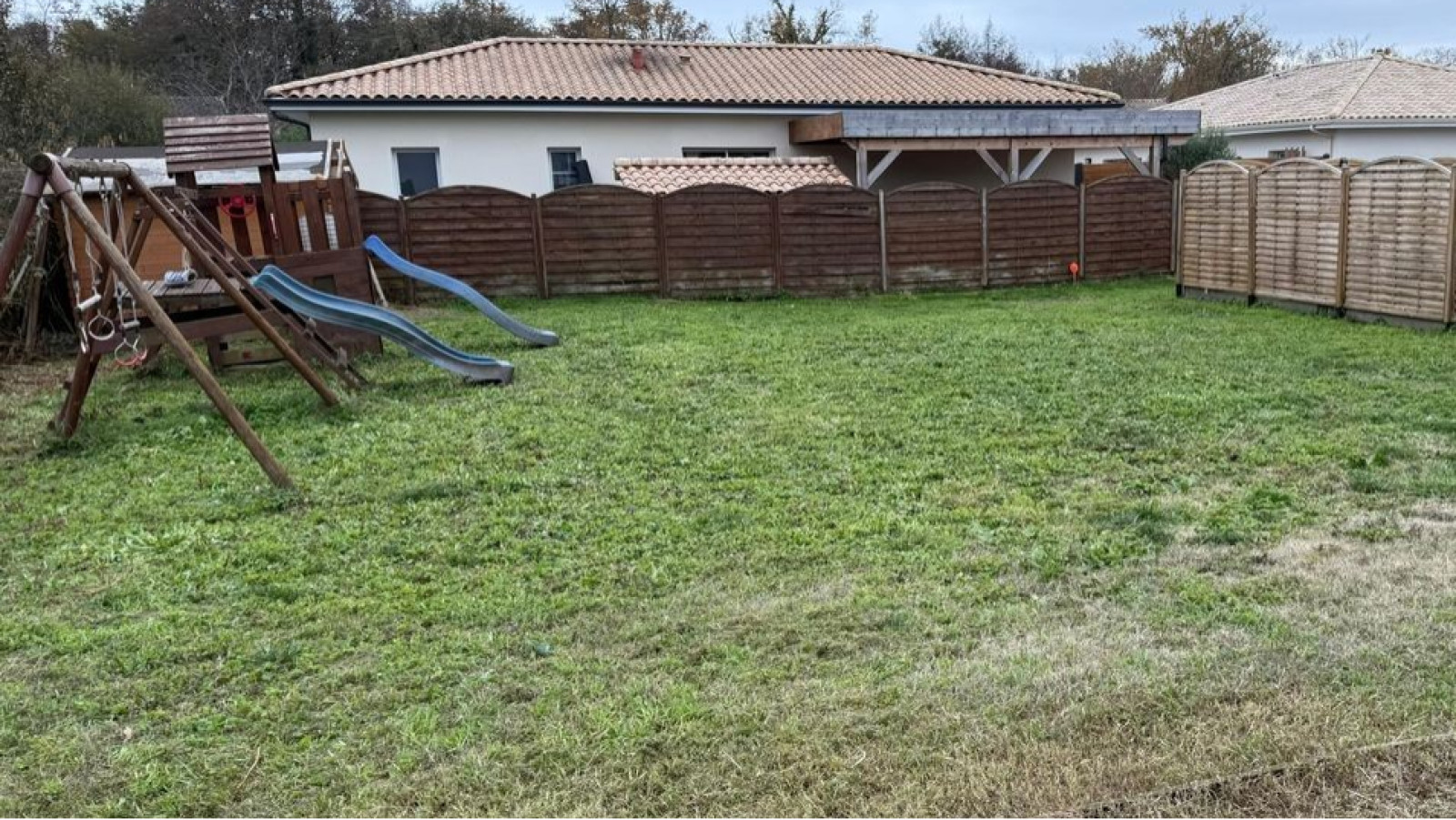 Terrain constructible de 339m2 à Audenge