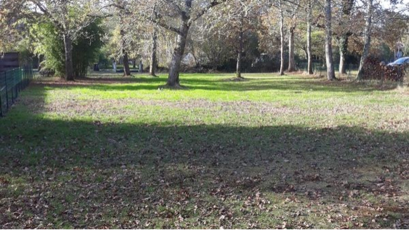 Terrain constructible de 1214m2 à Villandraut