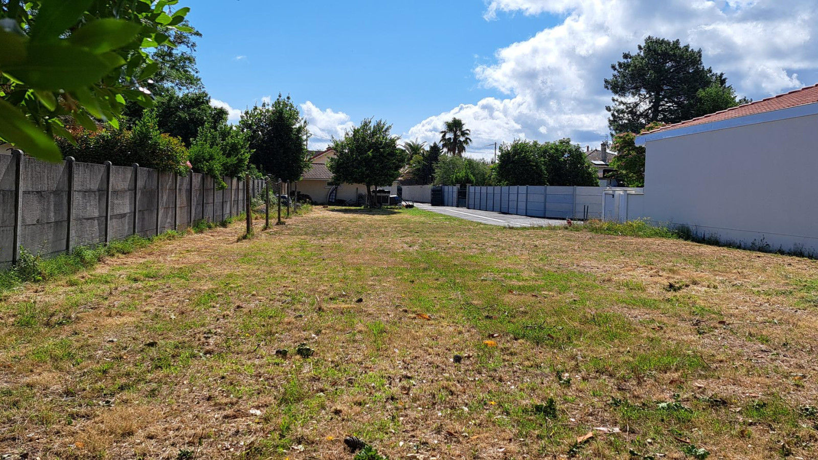 Terrain constructible de 405m2 à Pessac
