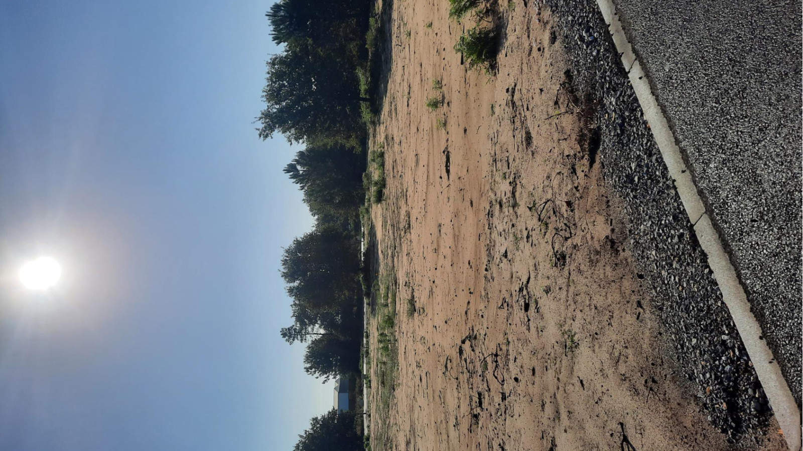 Terrain constructible de 668m2 à Laluque