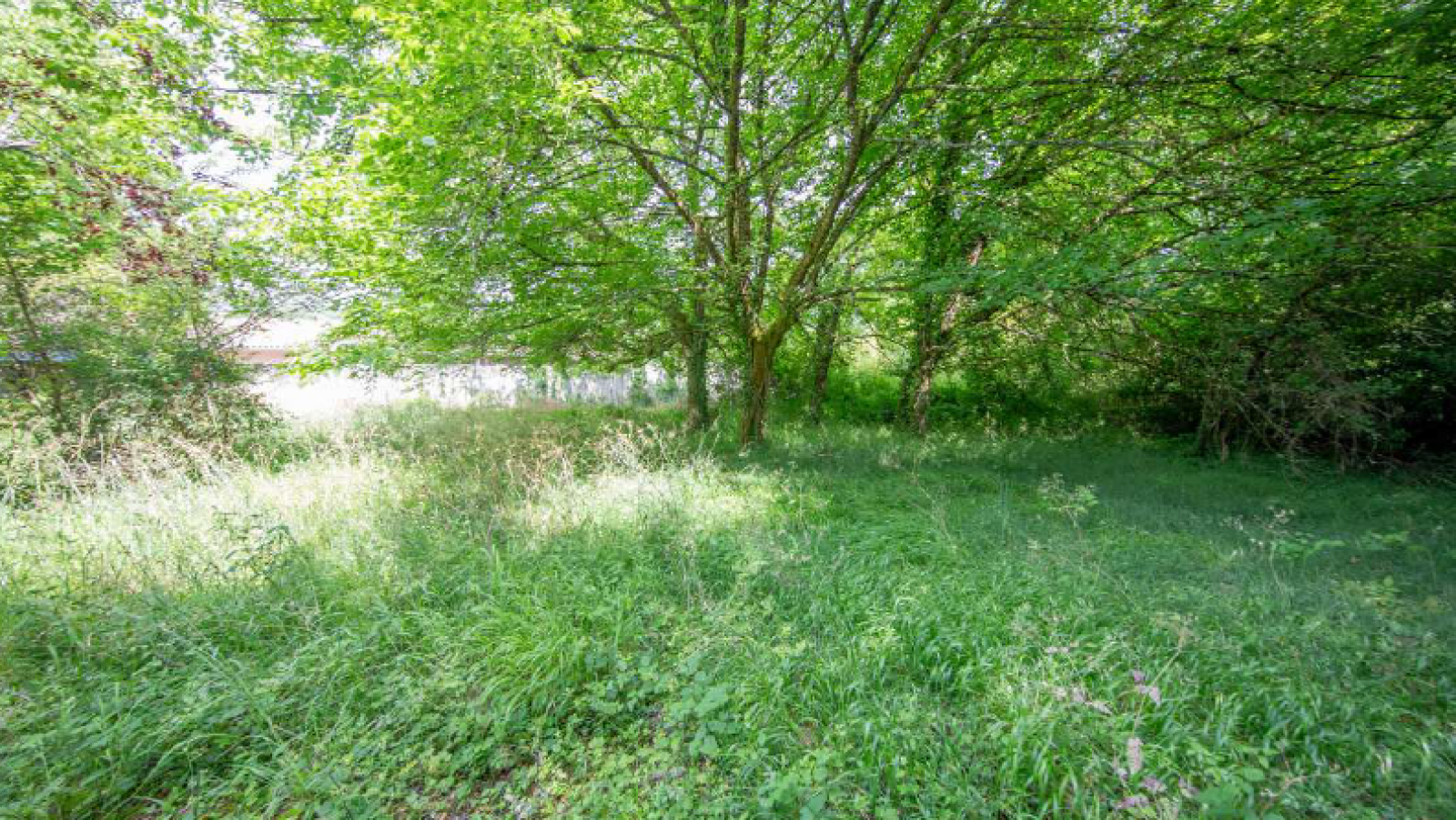 Terrain constructible de 1146m2 à Lignan-de-Bazas