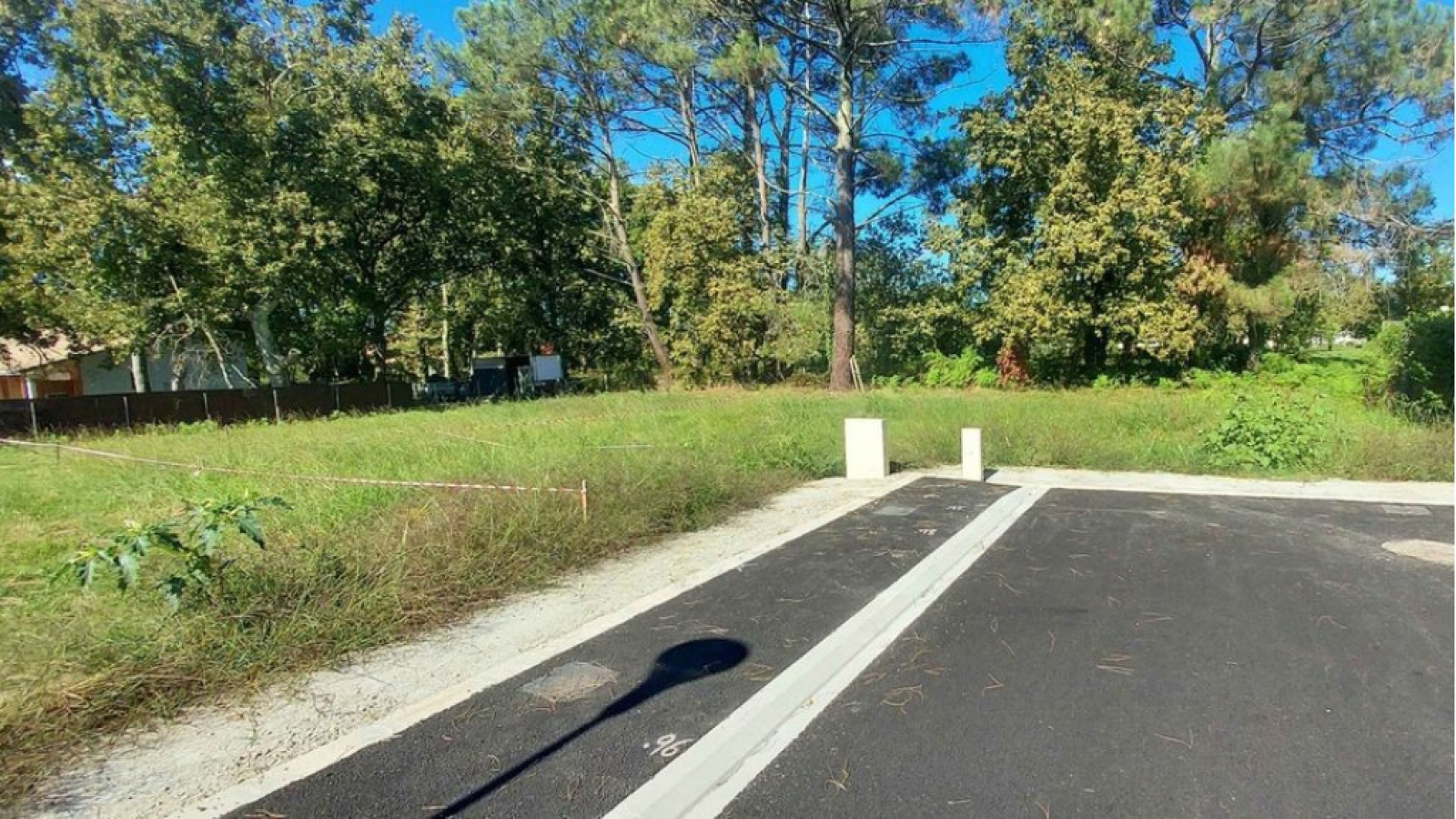 Terrain constructible de 407m2 à Arbanats