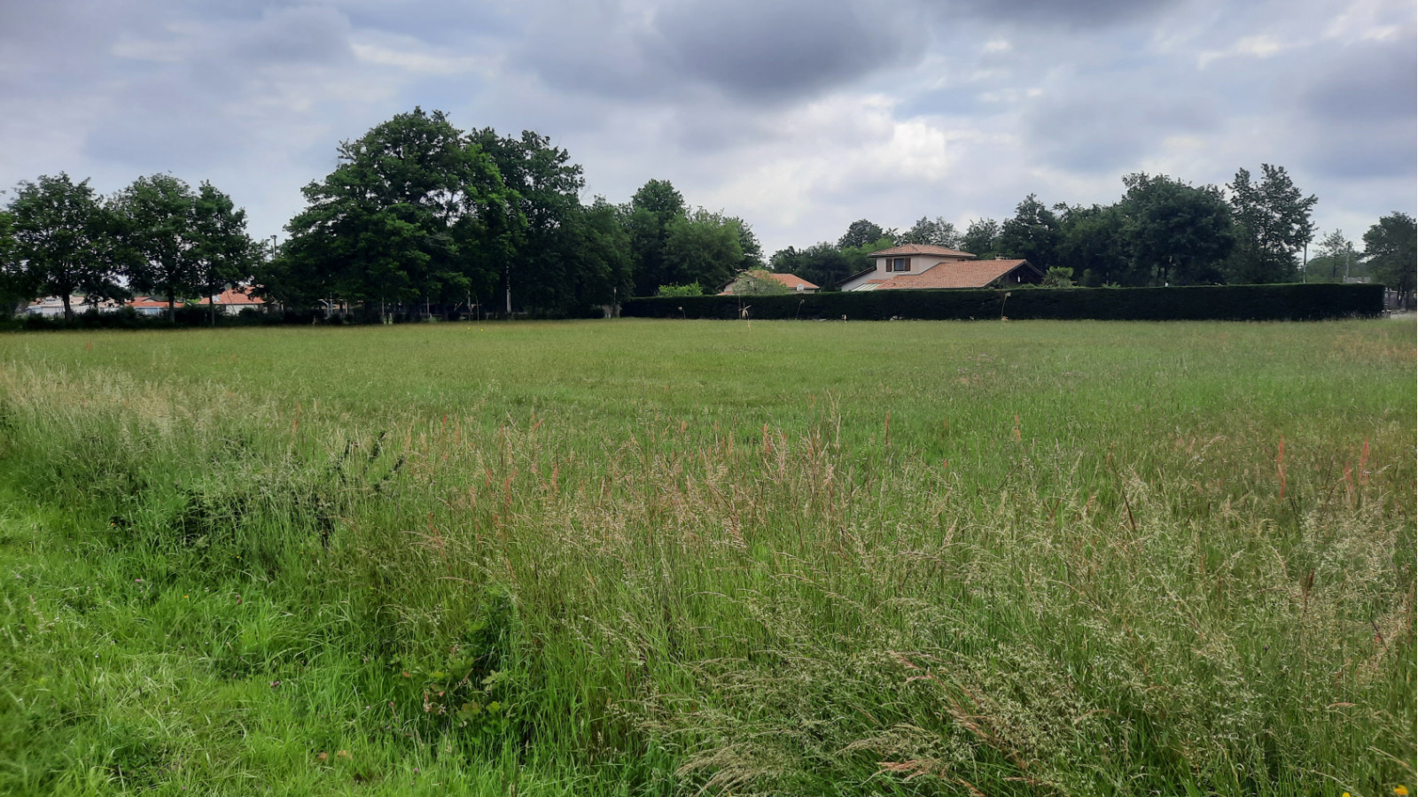 Terrain constructible de 376m2 à Belin-Béliet