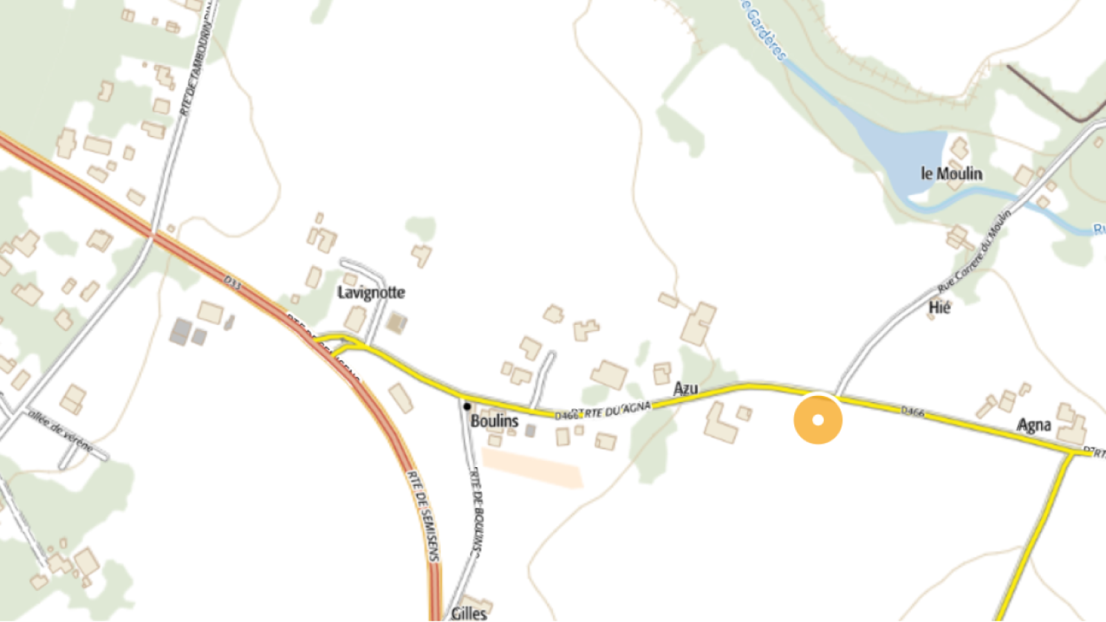 Terrain constructible de 516m2 à Josse