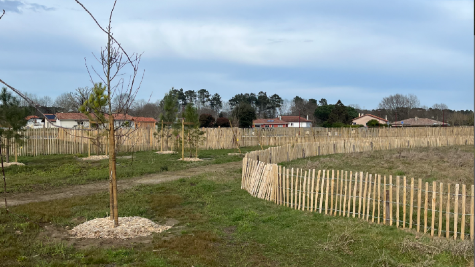 Terrain constructible de 747m2 à Saint-Vincent-de-Paul