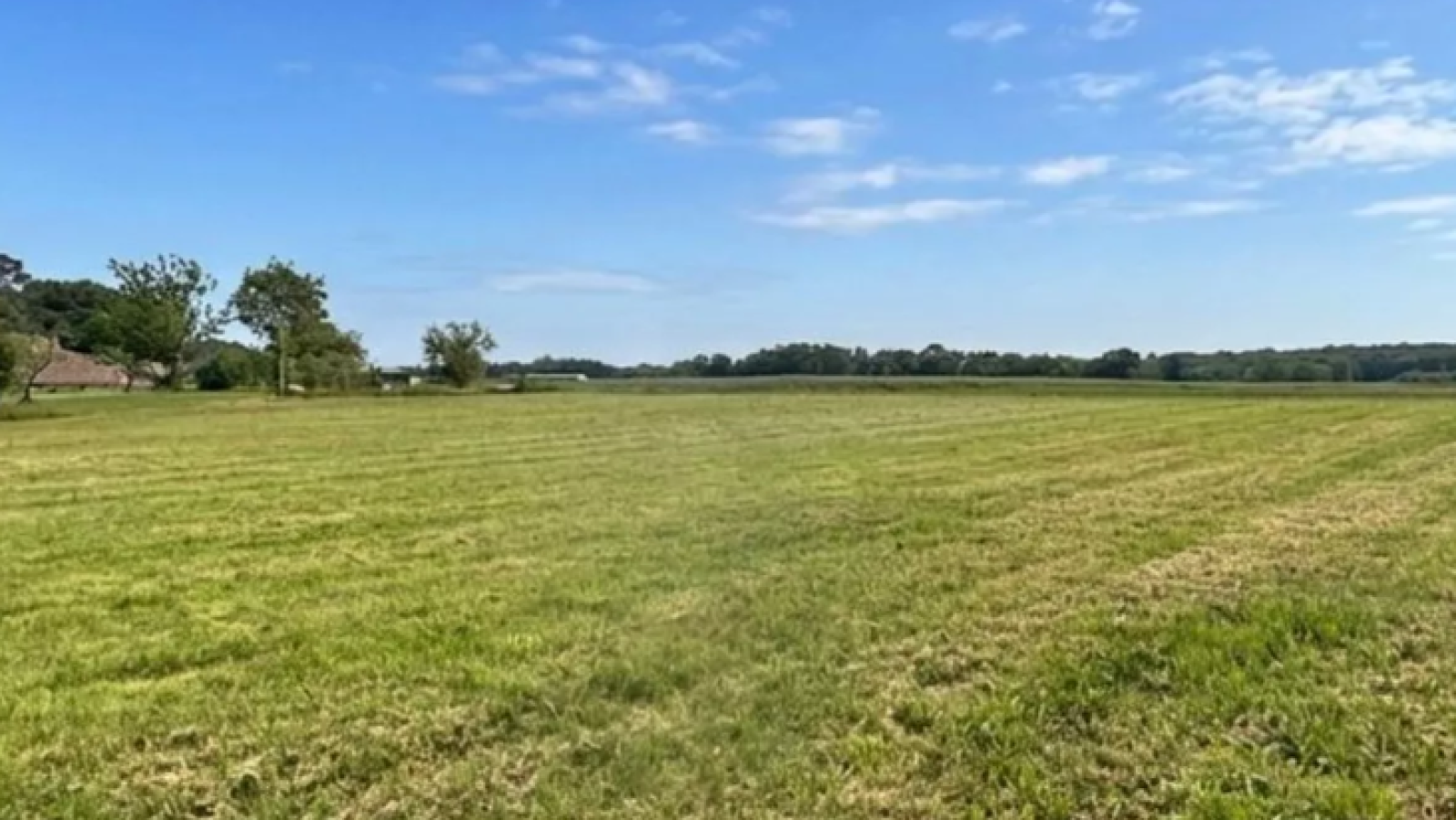 Terrain constructible de 1270m2 à Saint-Geours-de-Maremne