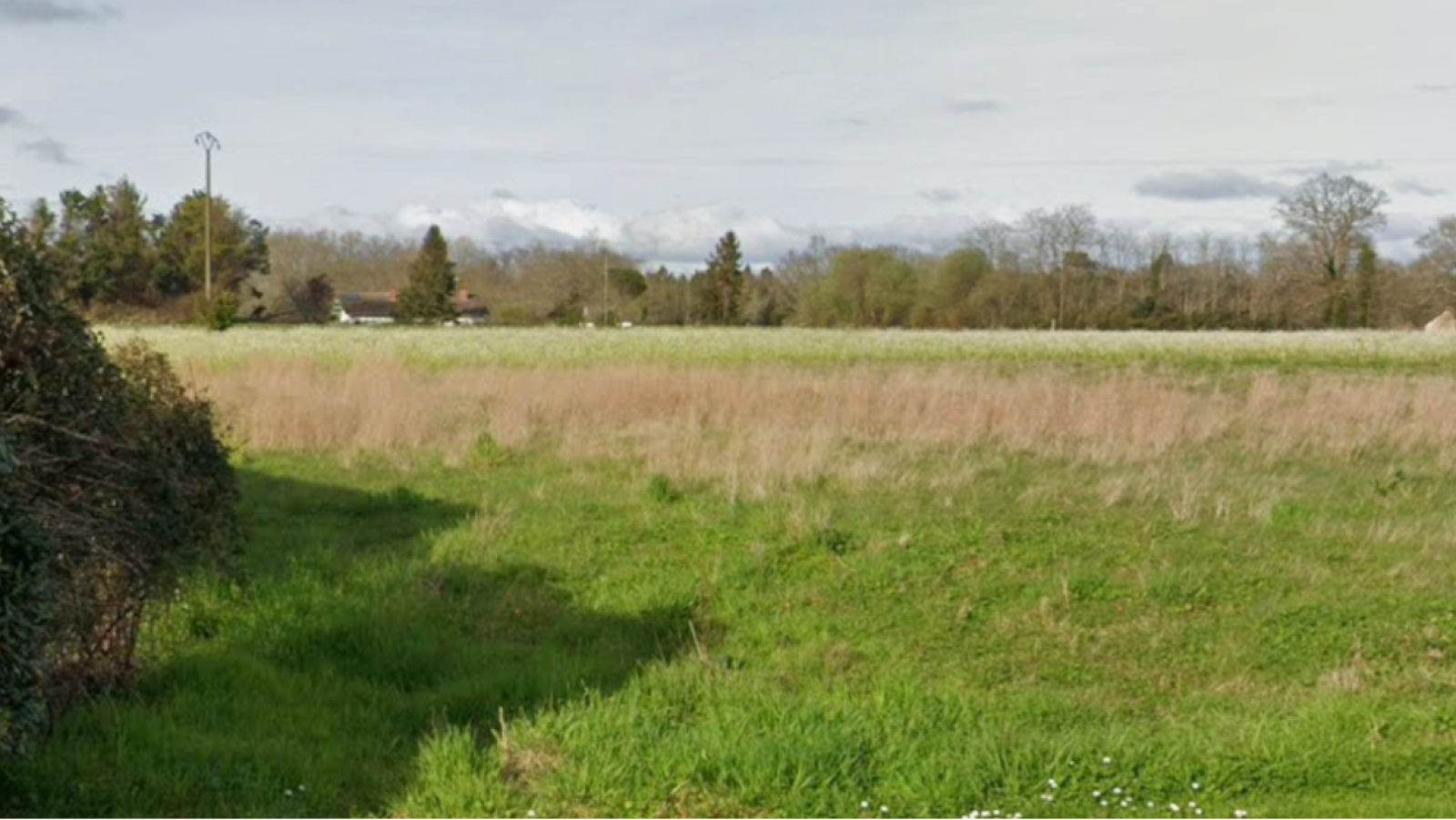 Terrain constructible de 547m2 à Saubrigues