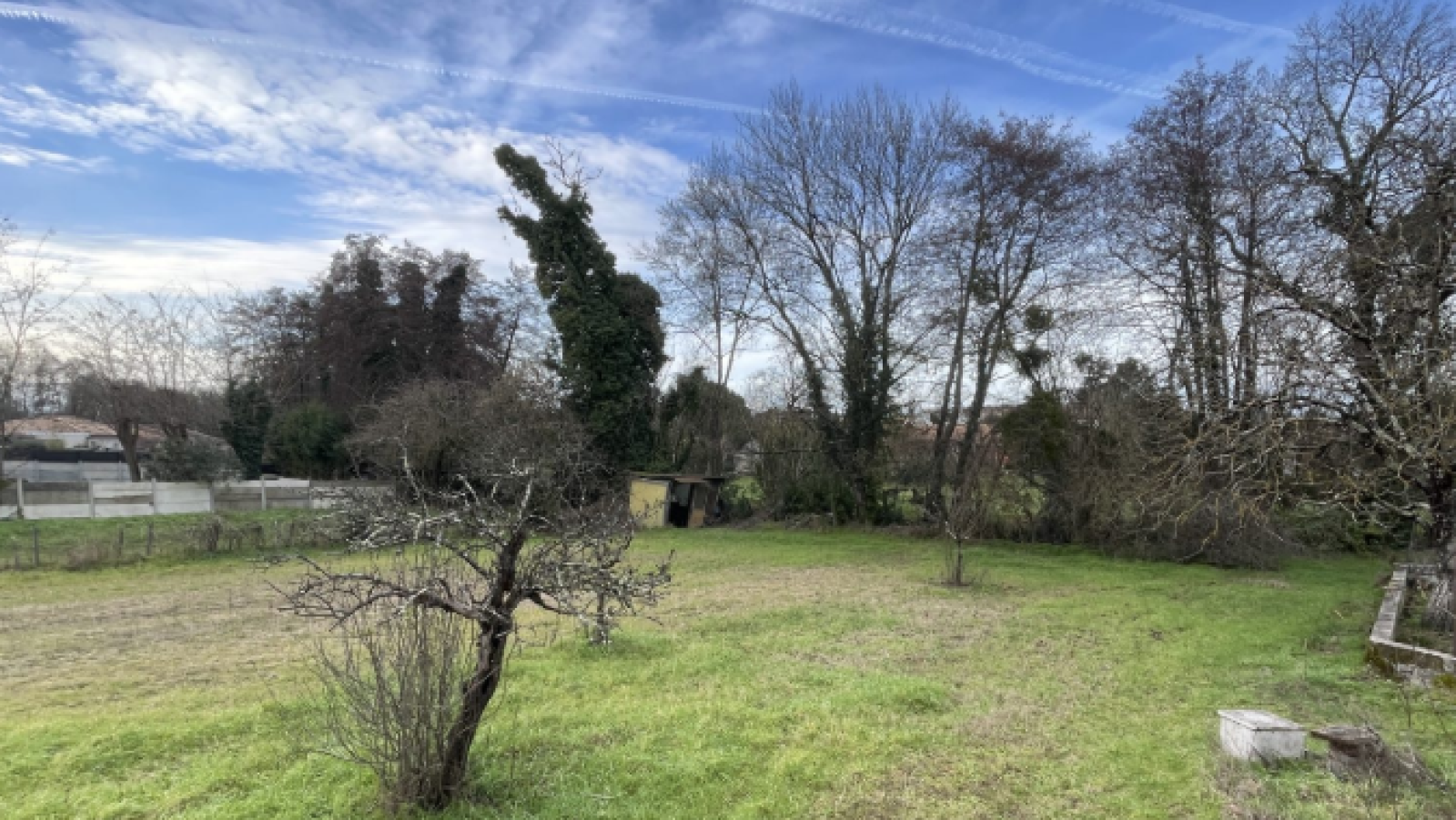 Terrain constructible de 620m2 à Martillac
