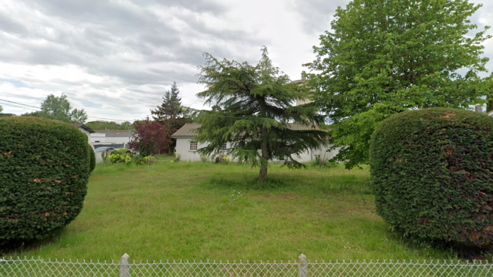 Terrain constructible de 405m2 à Pessac