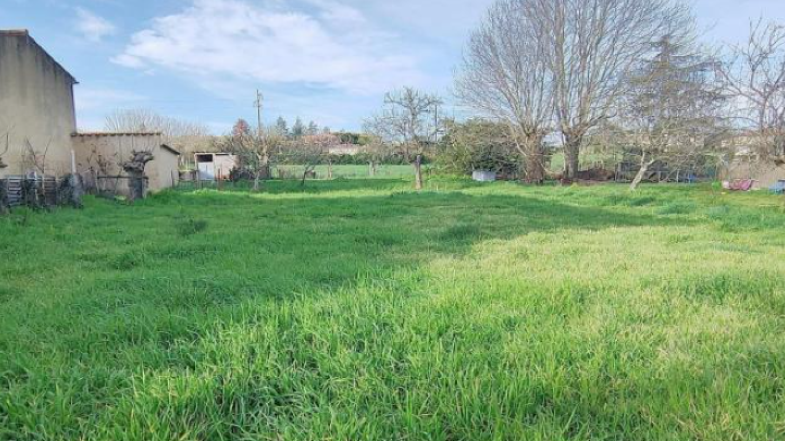 Terrain constructible de 650m2 à Castelnau-de-Médoc
