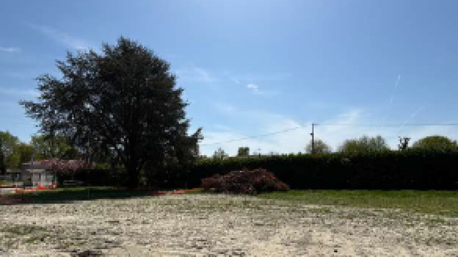 Terrain constructible de 1090m2 à Saint-Médard-en-Jalles
