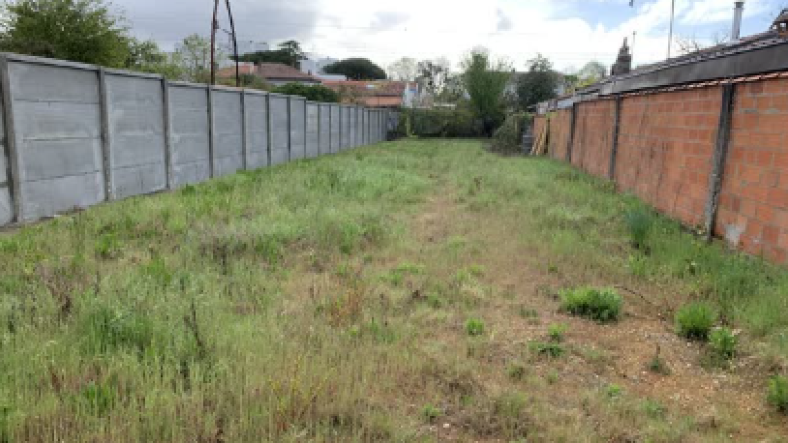 Terrain constructible de 293m2 à Bègles