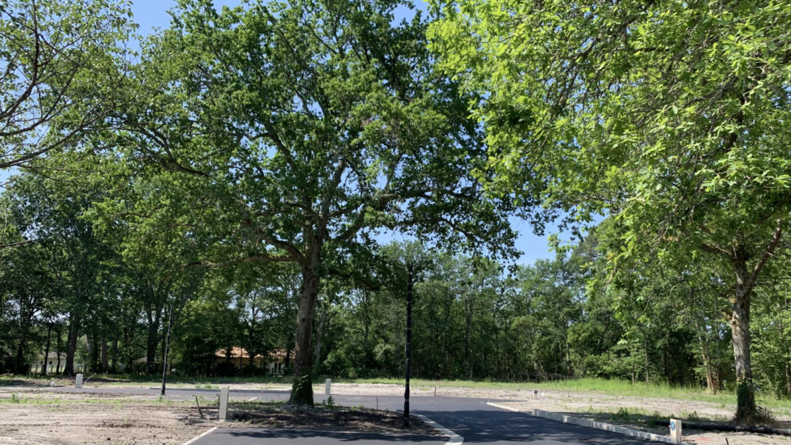 Terrain constructible de 950m2 à Saint-Aubin-de-Médoc