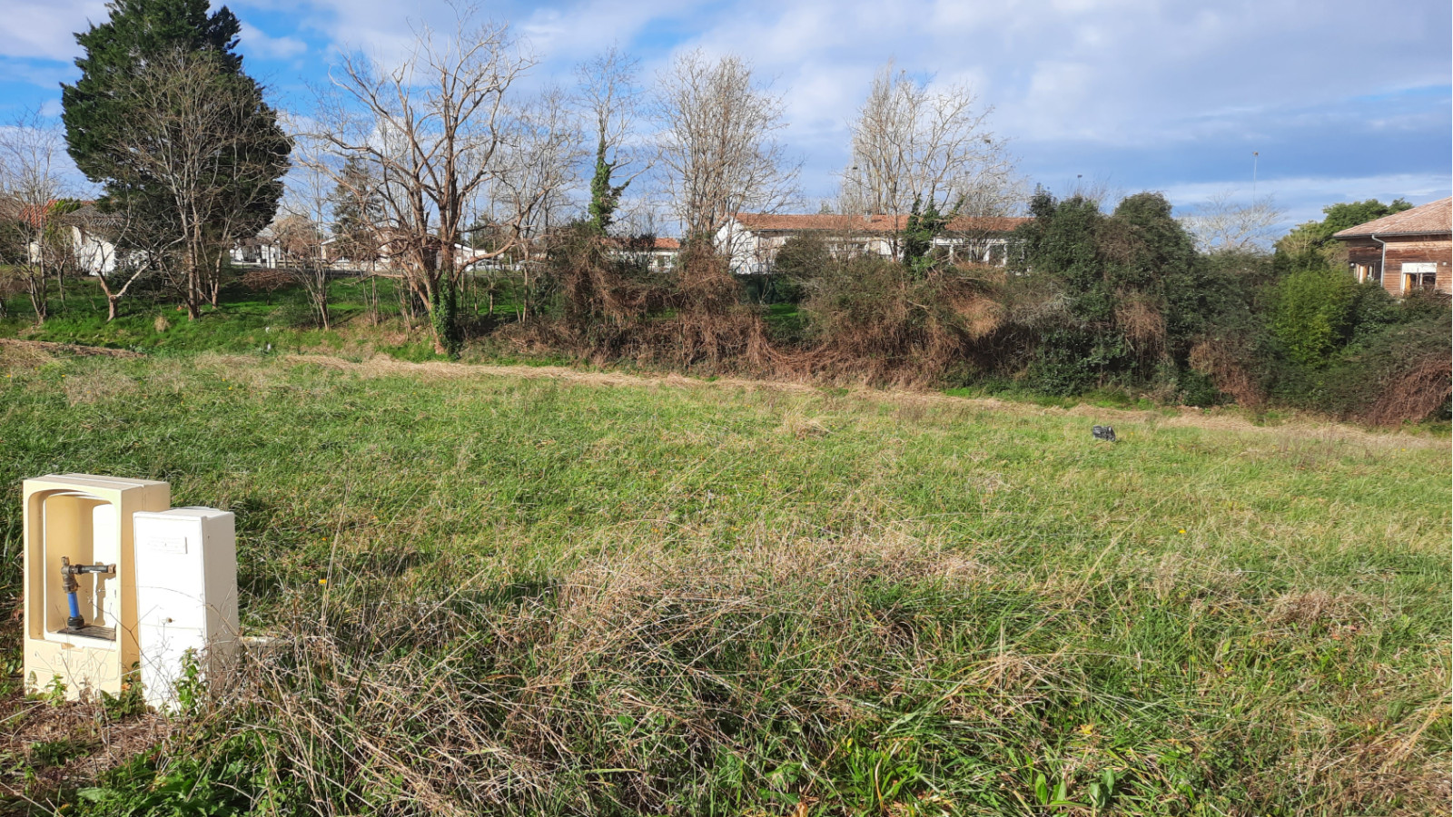 Terrain constructible de 520m2 à Magescq