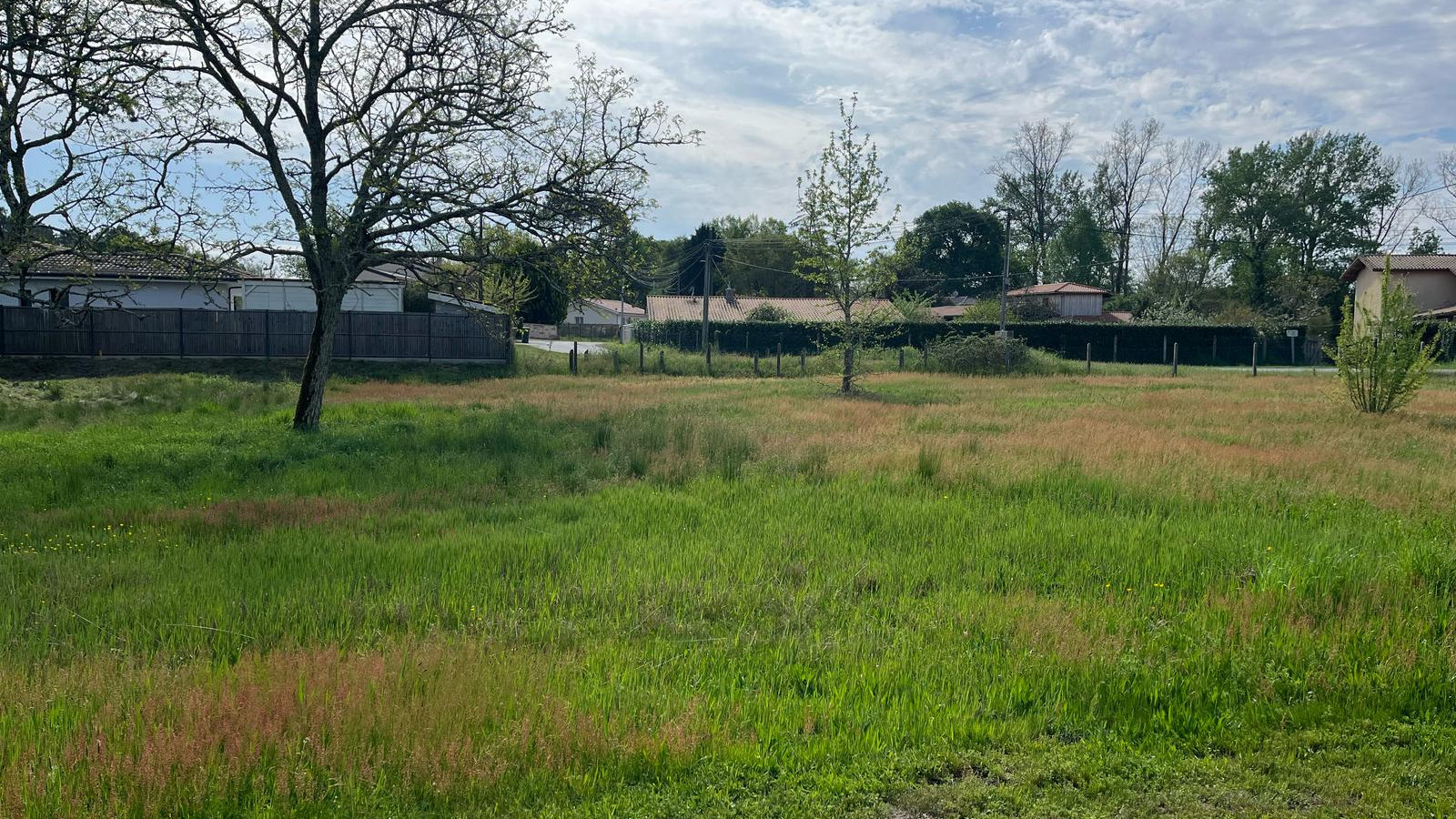 Terrain constructible de 876m2 à Vielle-Saint-Girons