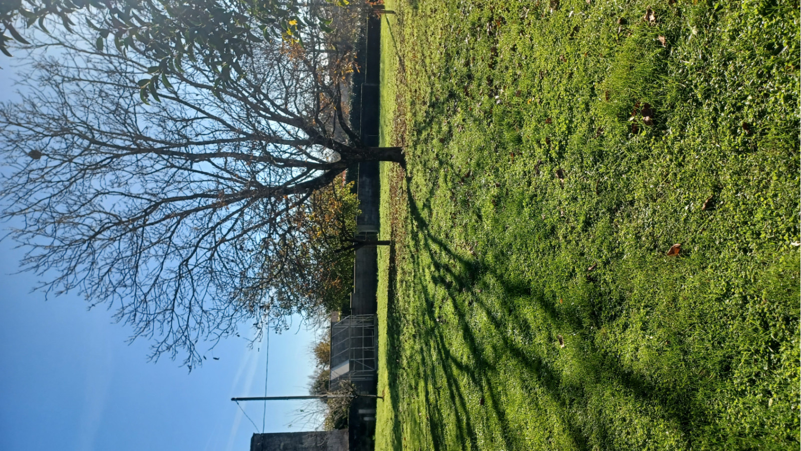 Terrain constructible de 650m2 à Landiras