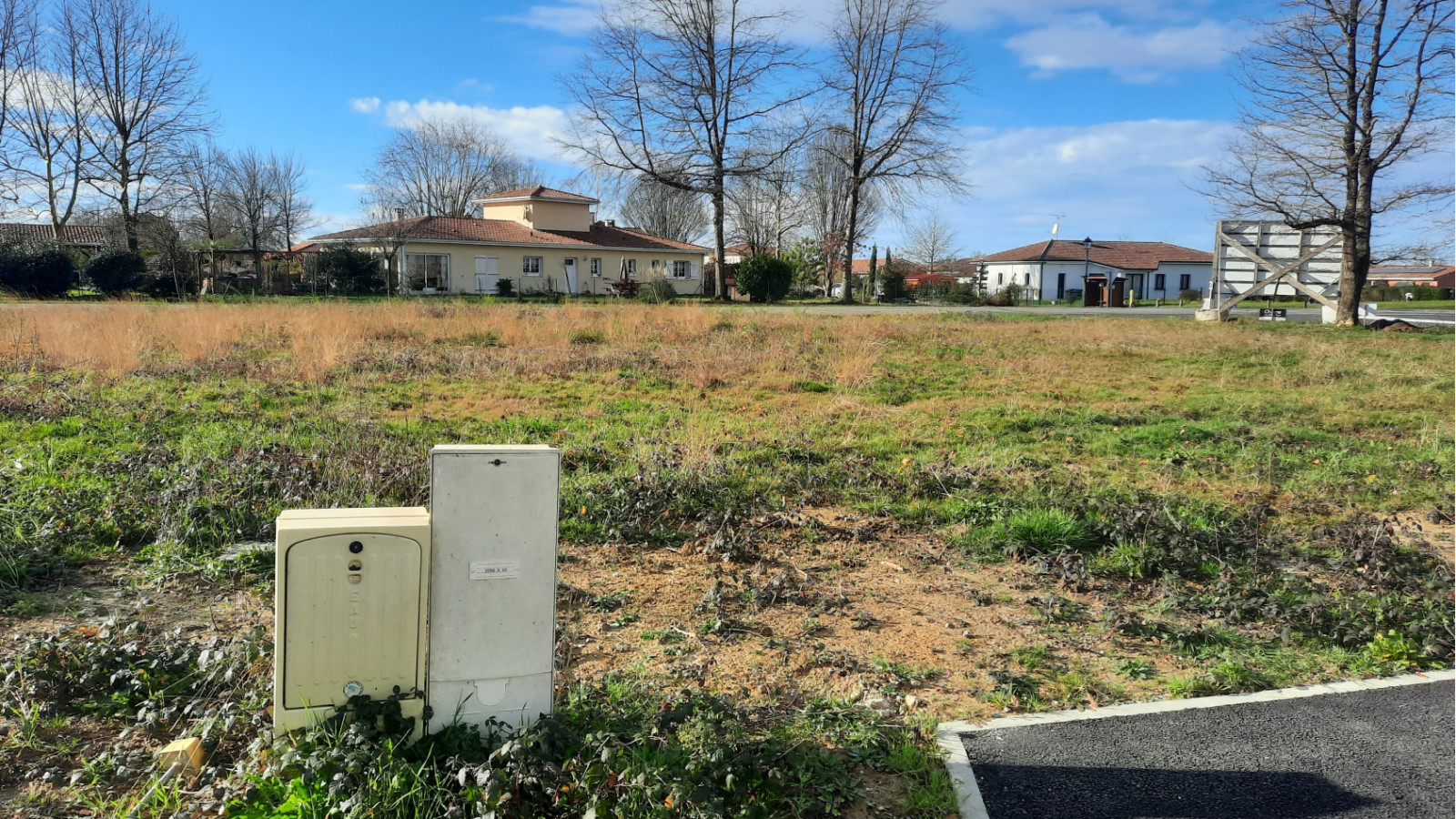 Terrain constructible de 645m2 à Pontonx-sur-l'Adour