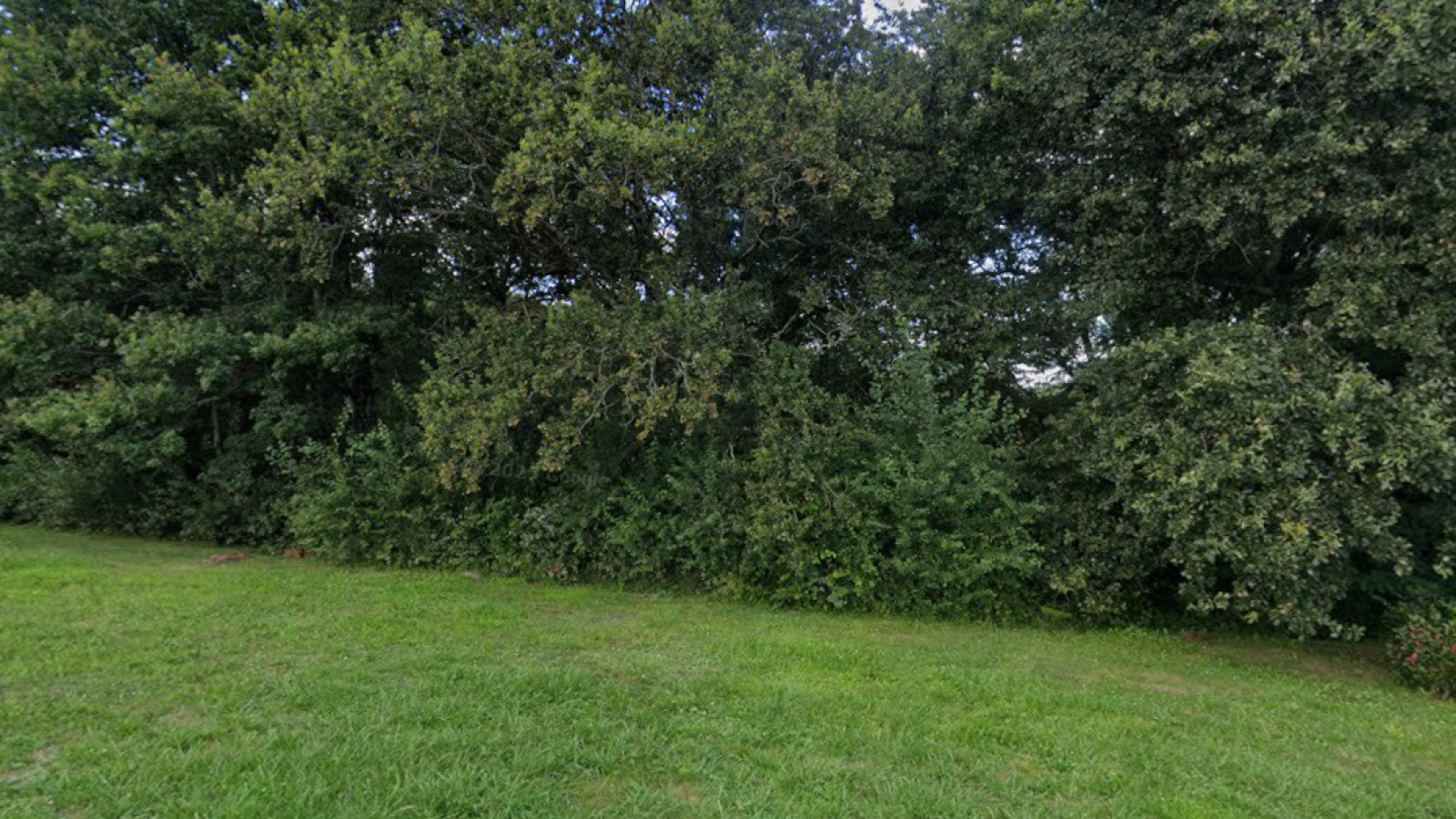 Terrain constructible de 866m2 à Dax