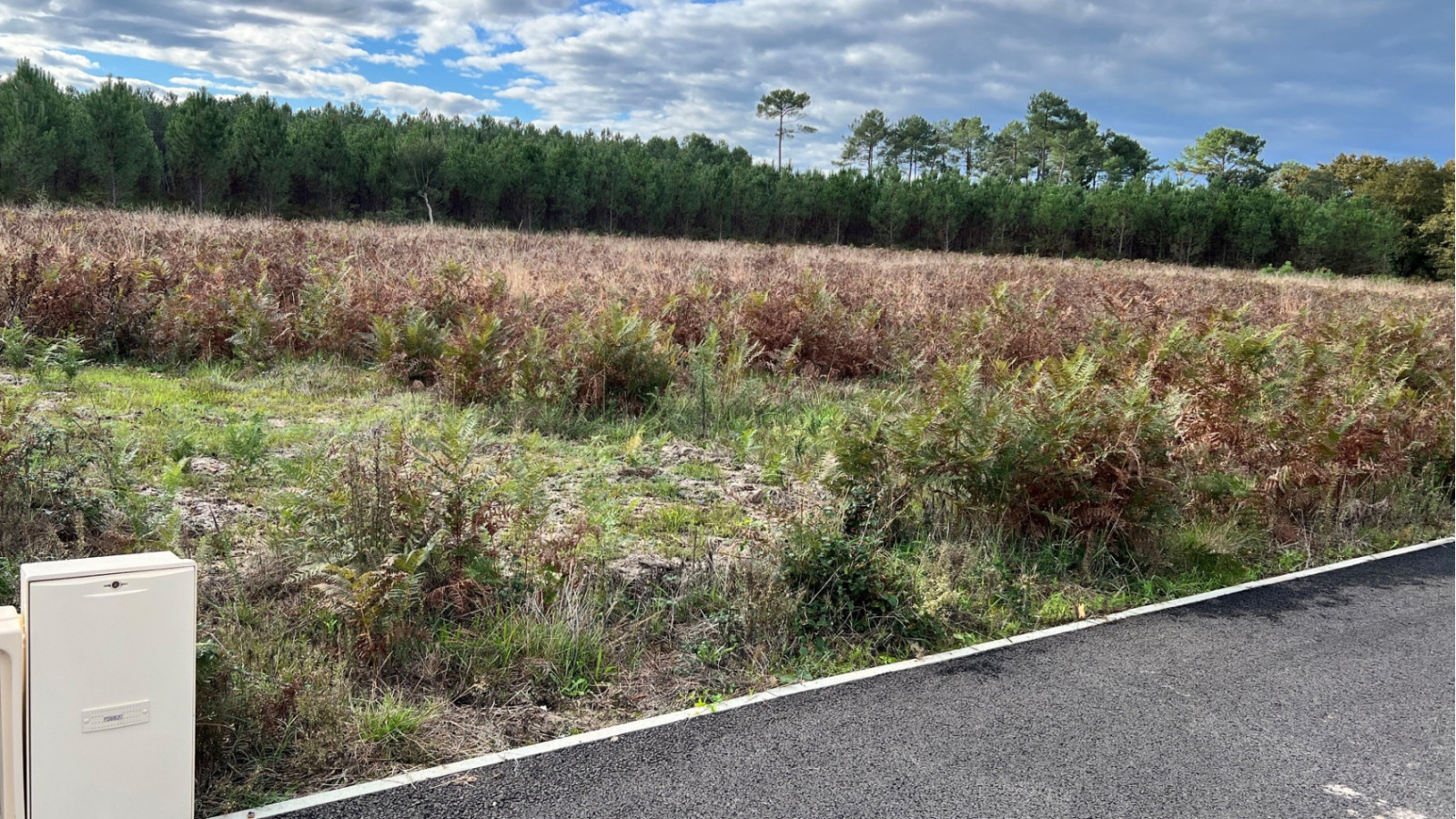 Terrain constructible de 829m2 à Lit-et-Mixe