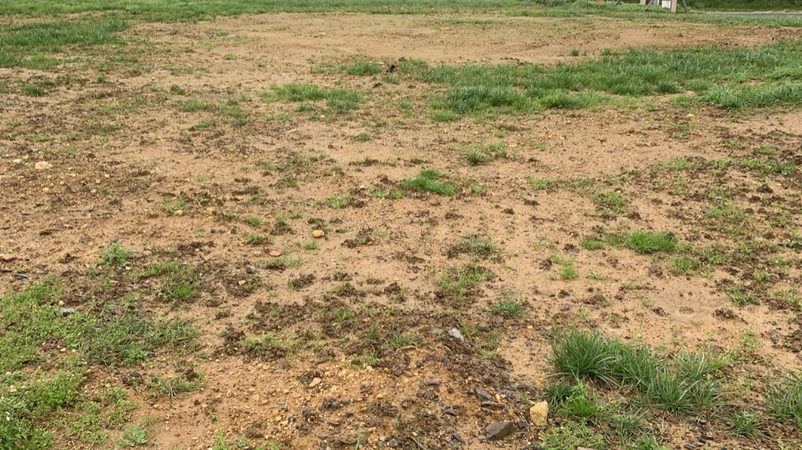 Terrain constructible de 586m2 à Margaux-Cantenac